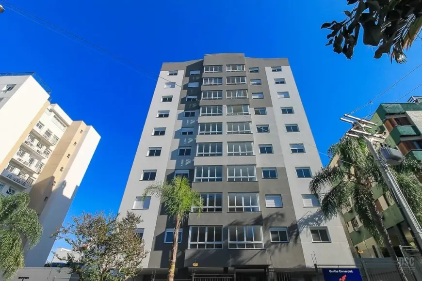 Foto 1 de Apartamento com 2 Quartos à venda, 72m² em Petrópolis, Porto Alegre