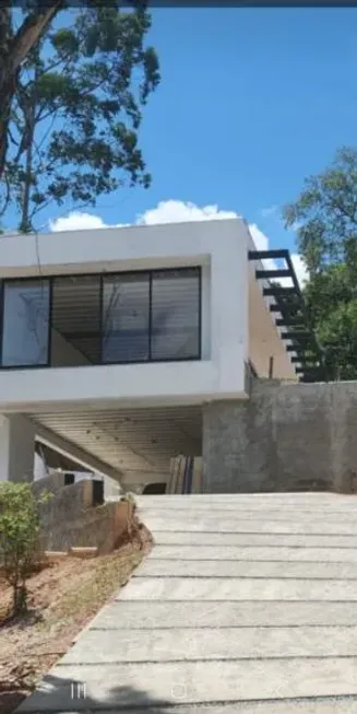 Foto 1 de Casa de Condomínio com 3 Quartos à venda, 290m² em Serra dos Lagos Jordanesia, Cajamar