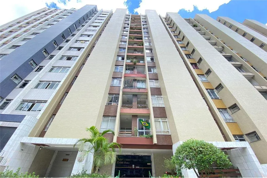 Foto 1 de Apartamento com 3 Quartos para alugar, 94m² em Centro, Juiz de Fora