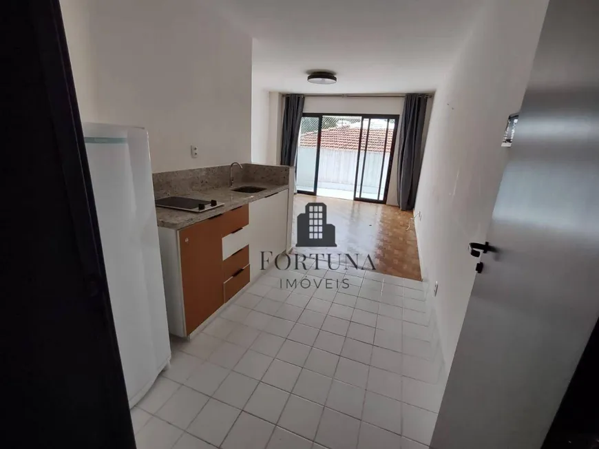 Foto 1 de Apartamento com 1 Quarto para alugar, 35m² em Vila Marina, São Paulo