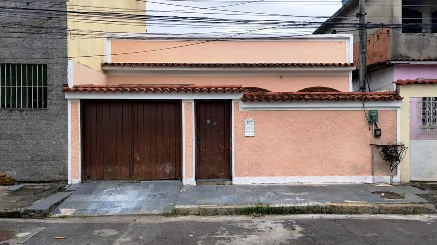 Foto 1 de Casa de Condomínio com 2 Quartos à venda, 150m² em Padre Miguel, Rio de Janeiro