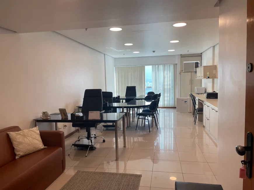 Foto 1 de Sala Comercial para alugar, 50m² em Barra da Tijuca, Rio de Janeiro