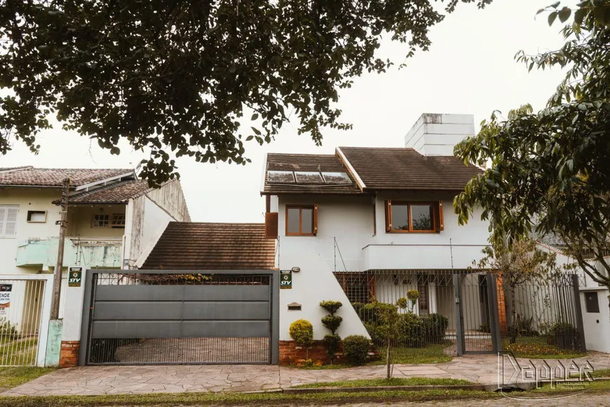 Foto 1 de Casa com 4 Quartos à venda, 240m² em São José, São Leopoldo