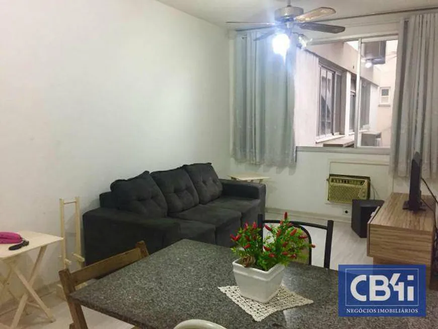 Foto 1 de Flat com 1 Quarto à venda, 51m² em Centro, Rio de Janeiro