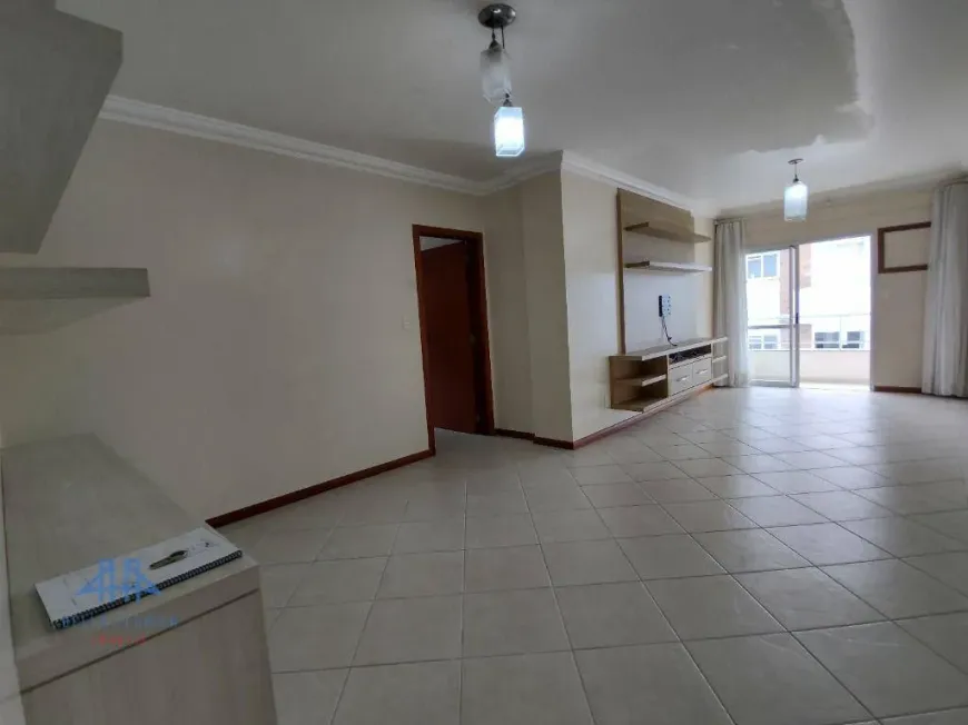 Foto 1 de Apartamento com 4 Quartos à venda, 111m² em Trindade, Florianópolis