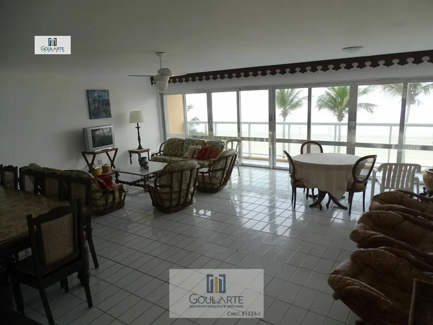 Foto 1 de Apartamento com 4 Quartos para alugar, 170m² em Pitangueiras, Guarujá