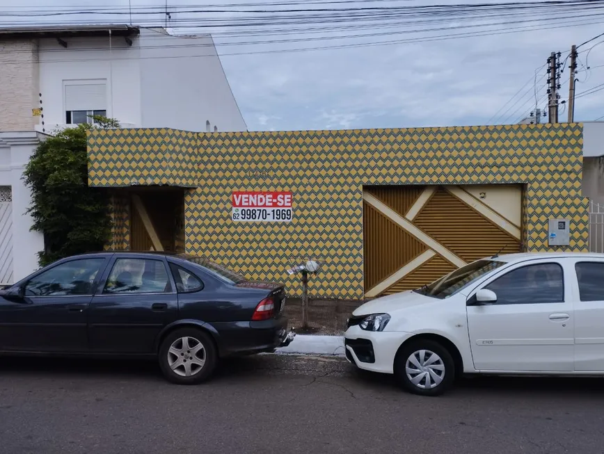 Foto 1 de Casa com 3 Quartos à venda, 400m² em Centro, Anápolis