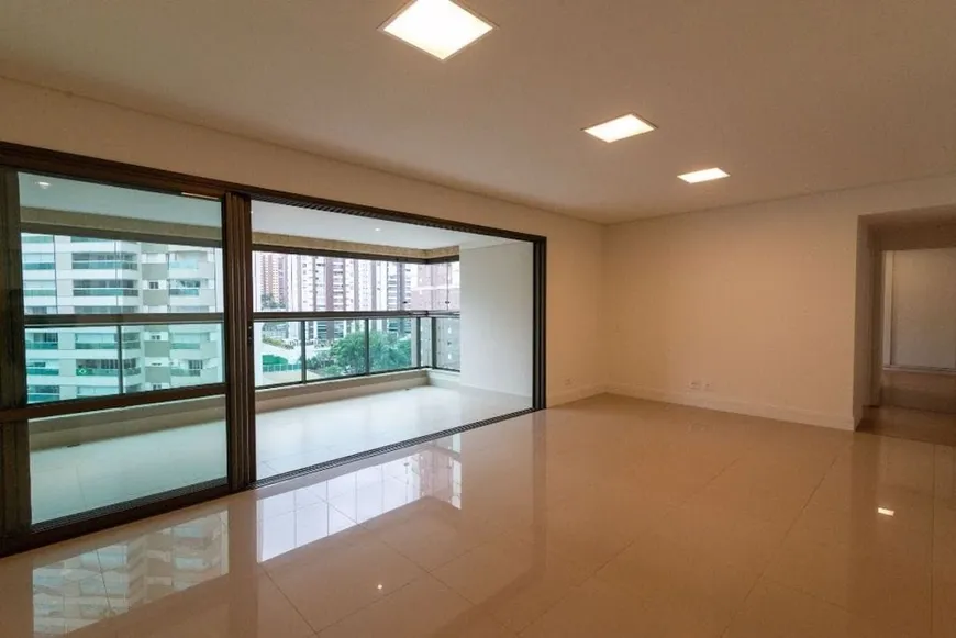 Foto 1 de Apartamento com 3 Quartos à venda, 137m² em Gleba Palhano, Londrina