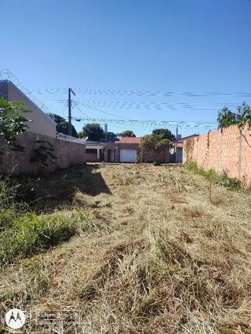 Foto 1 de Lote/Terreno à venda, 300m² em Jardim Califórnia, Uberlândia