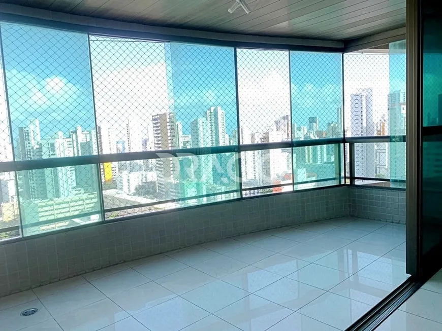 Foto 1 de Apartamento com 4 Quartos à venda, 175m² em Boa Viagem, Recife