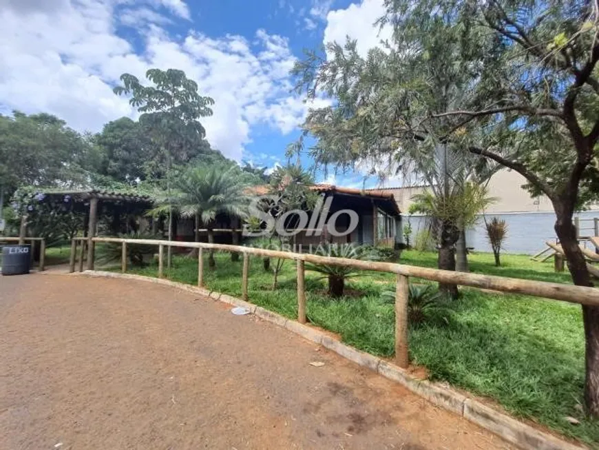 Foto 1 de Casa de Condomínio com 3 Quartos à venda, 180m² em Minas Gerais, Uberlândia