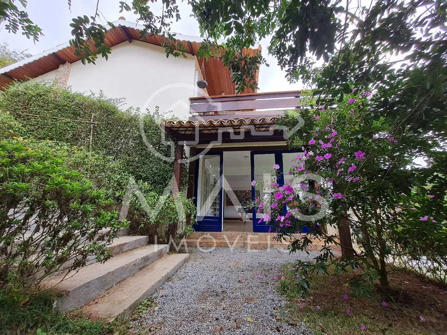 Foto 1 de Casa de Condomínio com 7 Quartos à venda, 565m² em Pedro do Rio, Petrópolis