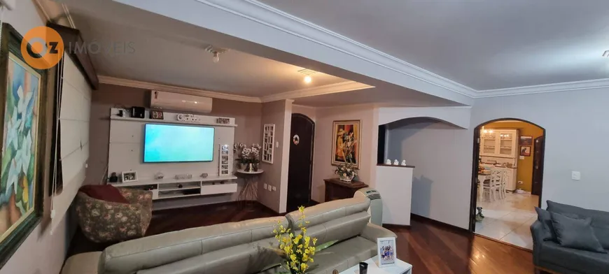 Foto 1 de Casa com 5 Quartos à venda, 355m² em Jardim das Flores, Osasco