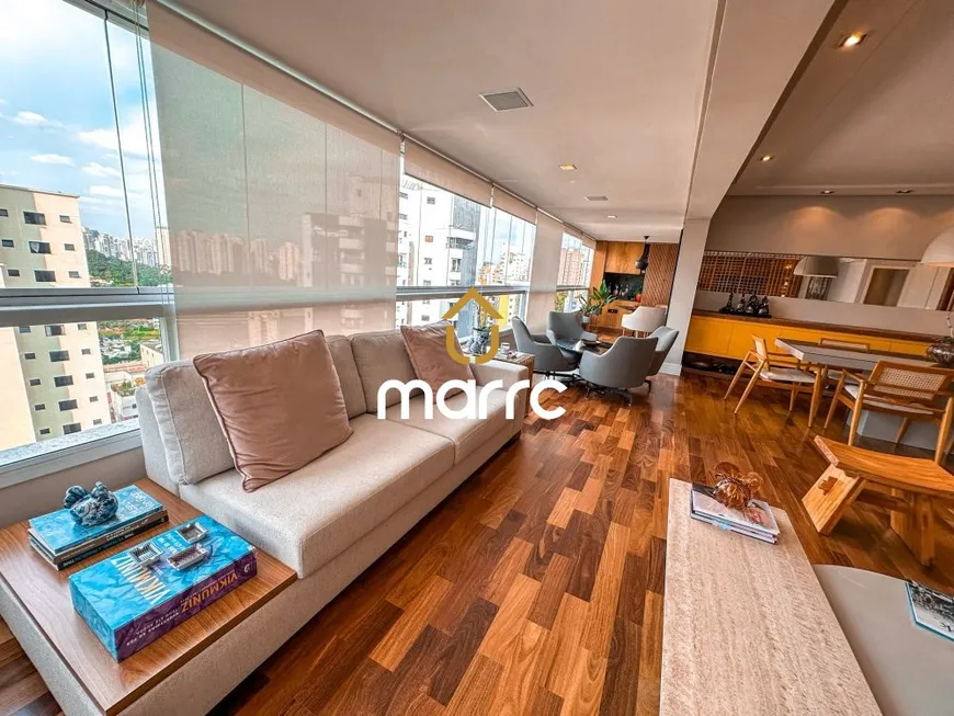 Foto 1 de Apartamento com 3 Quartos à venda, 211m² em Panamby, São Paulo