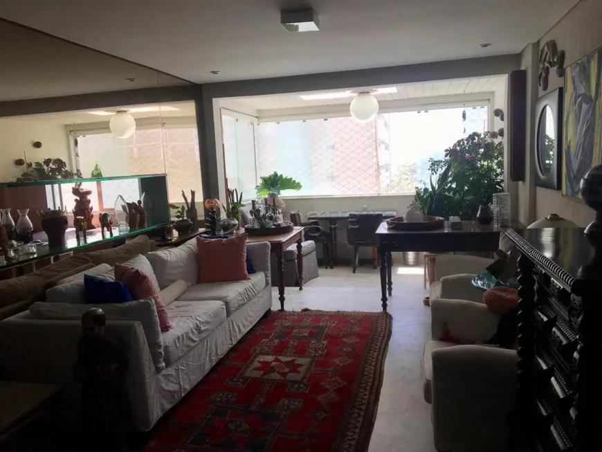 Foto 1 de Apartamento com 3 Quartos à venda, 215m² em Boa Viagem, Recife