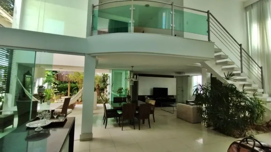 Foto 1 de Casa de Condomínio com 4 Quartos à venda, 300m² em Emaús, Parnamirim