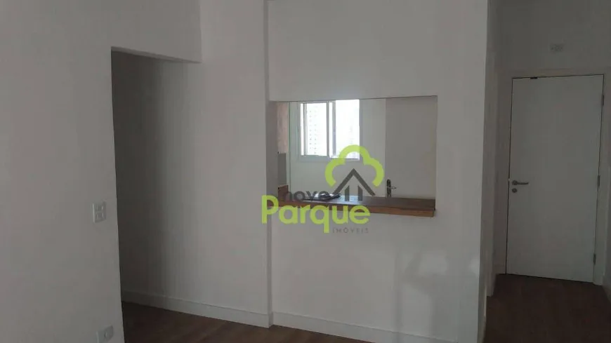 Foto 1 de Apartamento com 3 Quartos para alugar, 89m² em Cambuci, São Paulo