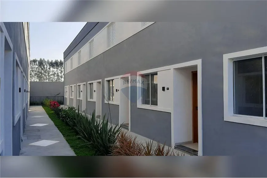 Foto 1 de Casa com 2 Quartos à venda, 67m² em Jundiapeba, Mogi das Cruzes