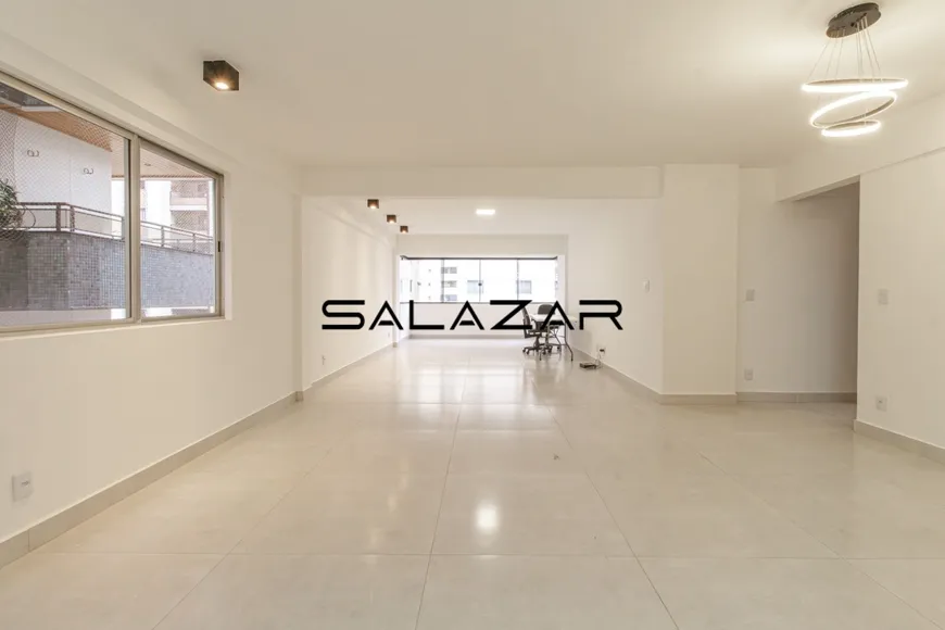 Foto 1 de Apartamento com 3 Quartos à venda, 132m² em Setor Bueno, Goiânia