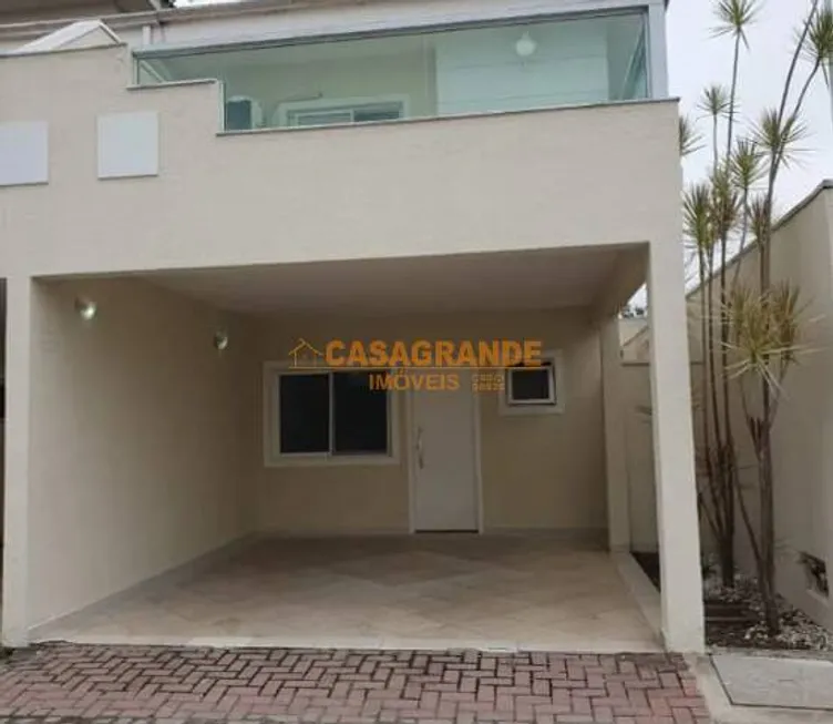 Foto 1 de Casa de Condomínio com 2 Quartos à venda, 150m² em Jardim Santa Maria, Jacareí