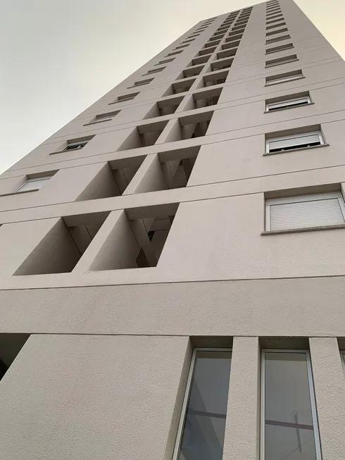 Foto 1 de Apartamento com 2 Quartos para alugar, 47m² em Vila Palmares, Santo André