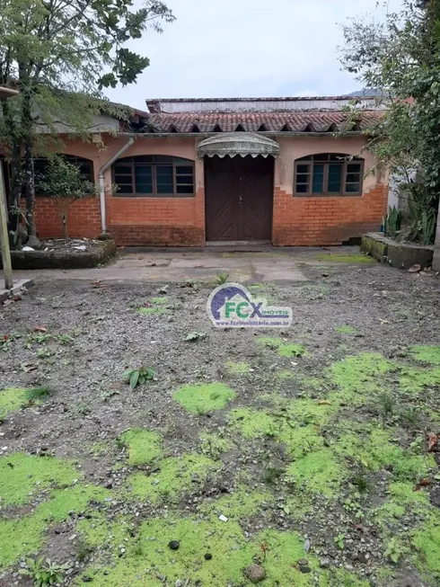 Foto 1 de Casa com 2 Quartos à venda, 154m² em Santa Terezinha, Itanhaém