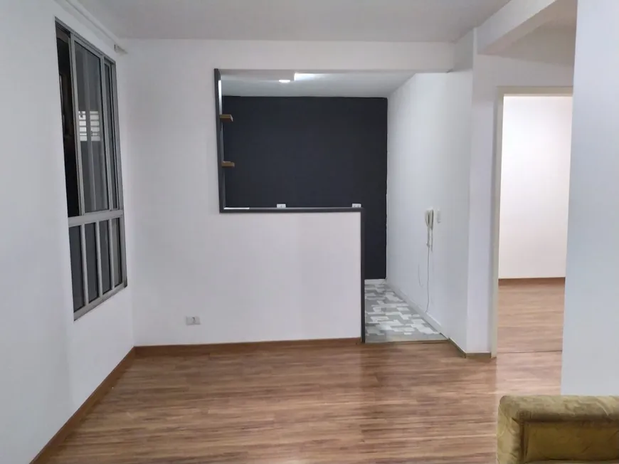 Foto 1 de Apartamento com 2 Quartos para alugar, 47m² em Jardim Sabara, Londrina