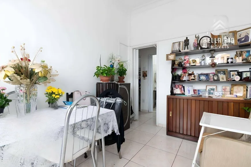 Foto 1 de Apartamento com 3 Quartos à venda, 90m² em Urca, Rio de Janeiro