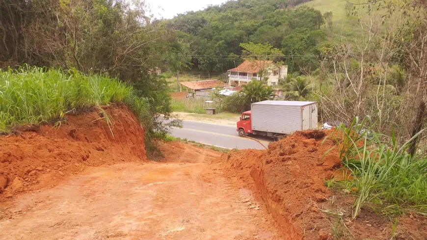 Foto 1 de Lote/Terreno à venda, 2000m² em Bacaxá, Saquarema