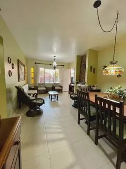 Foto 1 de Casa com 3 Quartos à venda, 130m² em São Braz, Curitiba