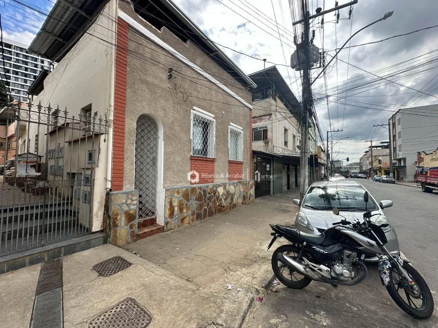 Foto 1 de Casa com 2 Quartos à venda, 60m² em Poço Rico, Juiz de Fora