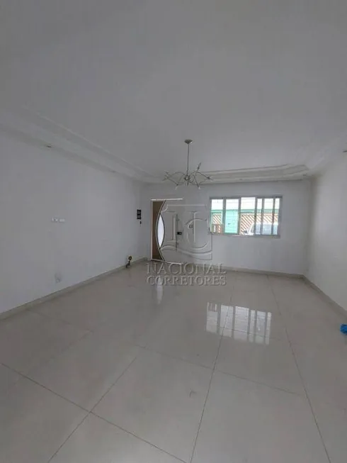 Foto 1 de Sobrado com 4 Quartos à venda, 360m² em Vila Bastos, Santo André