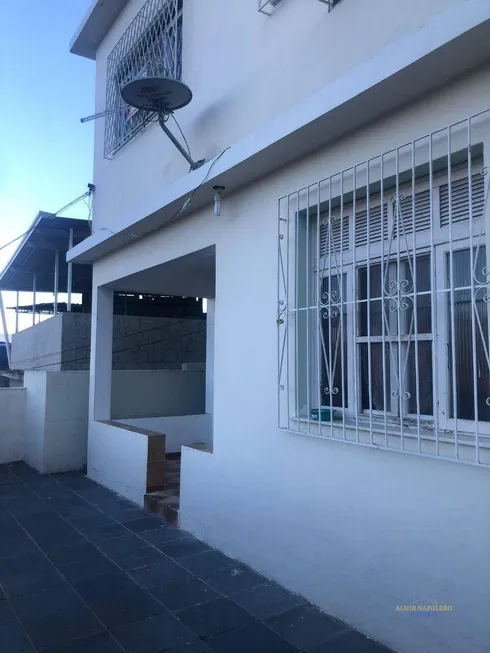 Foto 1 de Casa com 3 Quartos à venda, 10m² em Tomás Coelho, Rio de Janeiro