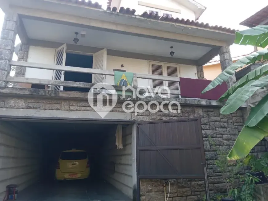 Foto 1 de Casa com 4 Quartos à venda, 300m² em Tanque, Rio de Janeiro