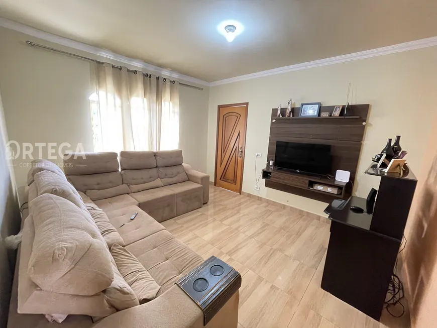 Foto 1 de Casa com 3 Quartos à venda, 168m² em Jardim Iguaçu, Maringá