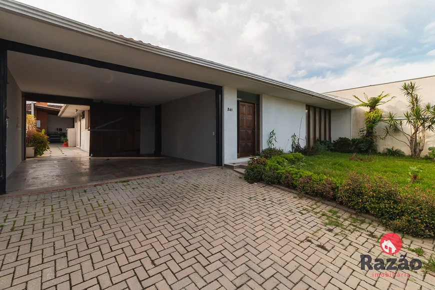 Foto 1 de Casa com 3 Quartos à venda, 203m² em Jardim Social, Curitiba
