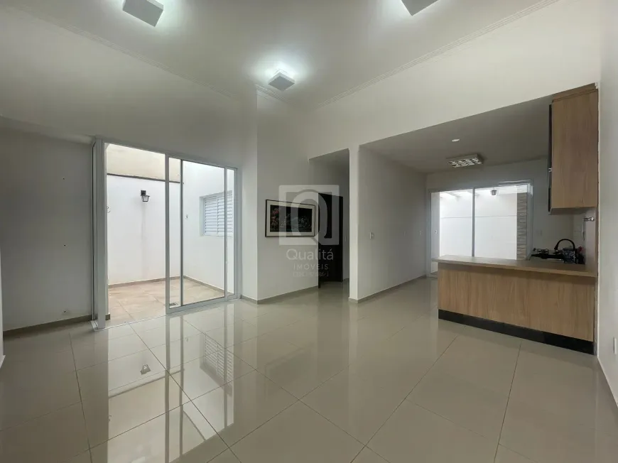 Foto 1 de Casa de Condomínio com 3 Quartos à venda, 107m² em Cajuru do Sul, Sorocaba