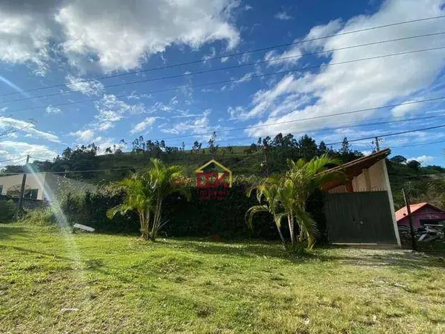 Foto 1 de Fazenda/Sítio com 2 Quartos à venda, 650m² em Zona Rural, Paraibuna