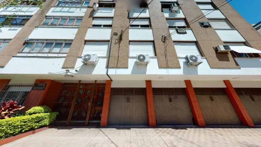 Foto 1 de Apartamento com 2 Quartos à venda, 71m² em Santana, Porto Alegre