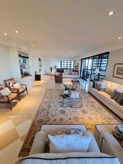 Foto 1 de Apartamento com 4 Quartos à venda, 336m² em Horto Florestal, Salvador