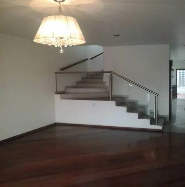 Foto 1 de Sobrado com 3 Quartos à venda, 220m² em Planalto Paulista, São Paulo