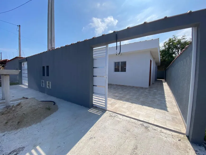 Foto 1 de Casa com 2 Quartos à venda, 60m² em Balneário Gaivotas, Itanhaém