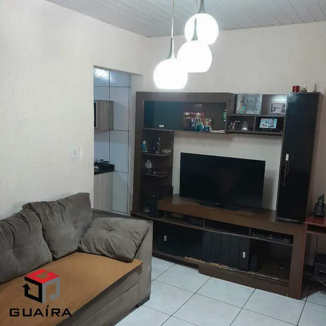 Foto 1 de Casa com 2 Quartos à venda, 100m² em Capuava, Santo André