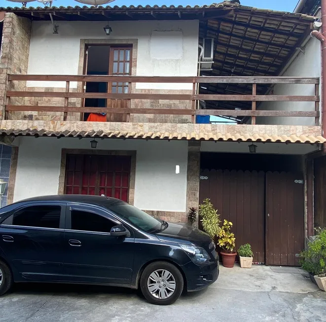 Foto 1 de Casa com 2 Quartos à venda, 110m² em Colubandê, São Gonçalo