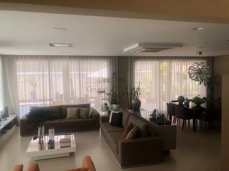 Foto 1 de Casa de Condomínio com 3 Quartos à venda, 480m² em Parque Residencial Aquarius, São José dos Campos