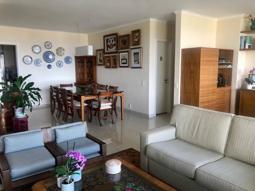 Foto 1 de Apartamento com 4 Quartos à venda, 175m² em Barra da Tijuca, Rio de Janeiro