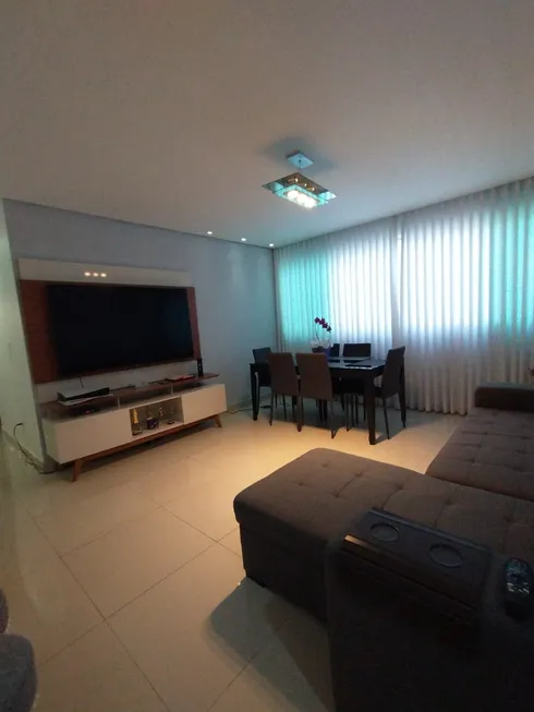 Foto 1 de Apartamento com 2 Quartos à venda, 61m² em Castelo, Belo Horizonte