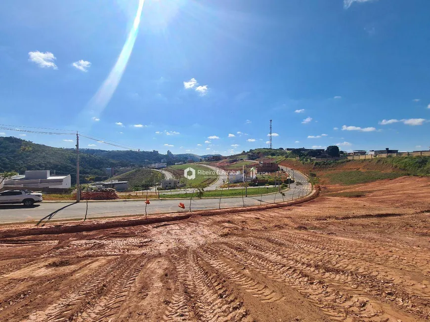 Foto 1 de Lote/Terreno à venda, 420m² em Salvaterra, Juiz de Fora