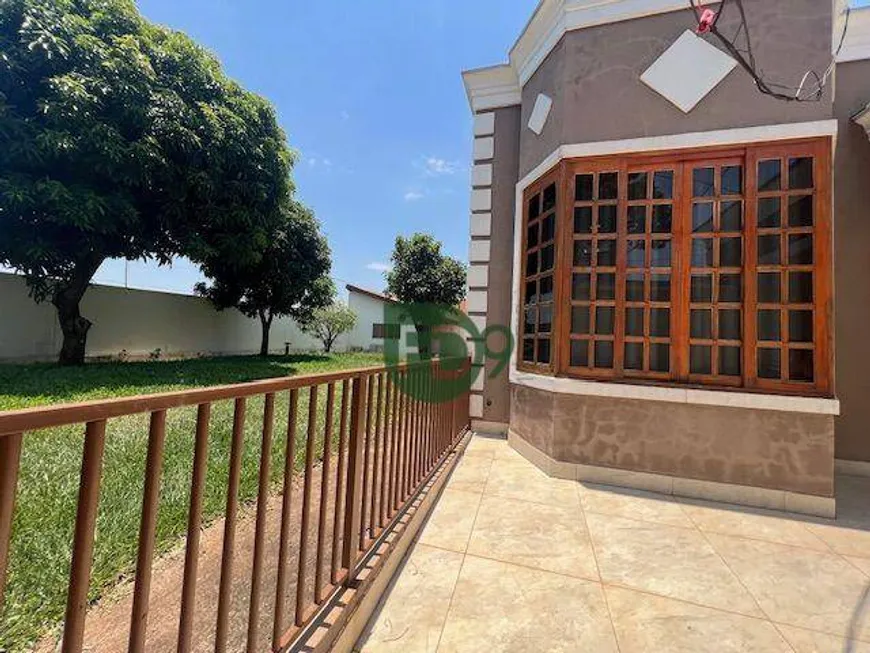 Foto 1 de Casa com 3 Quartos à venda, 200m² em Jardim Colina, Americana