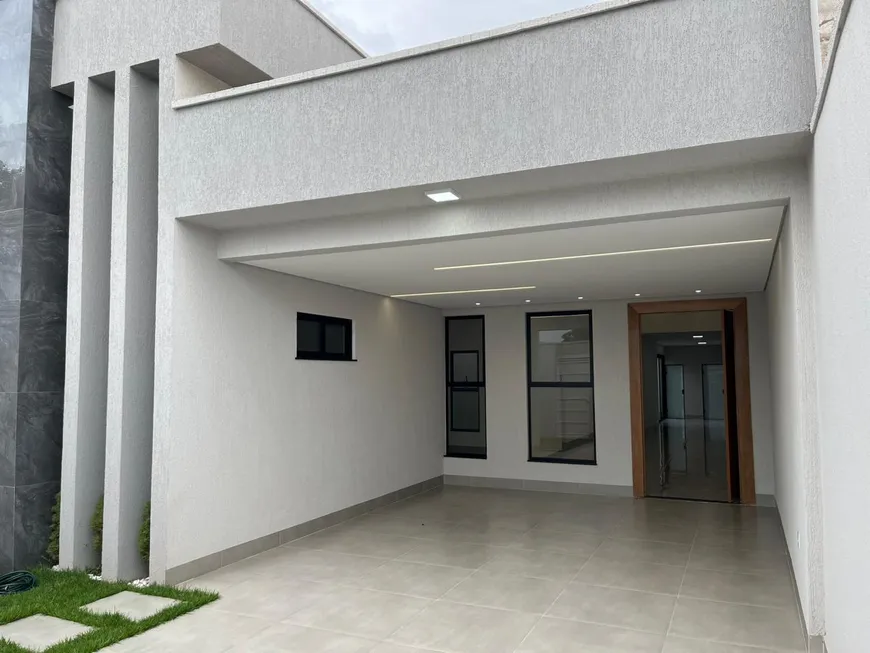 Foto 1 de Casa com 3 Quartos à venda, 158m² em Jardim Atlântico, Goiânia